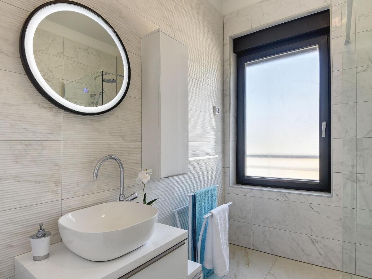 Modern With Heated Pool